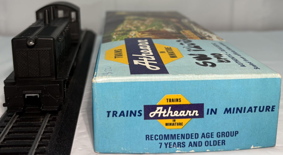 Athearn 9217 HO Scale EMD SW1500 Undecorated
