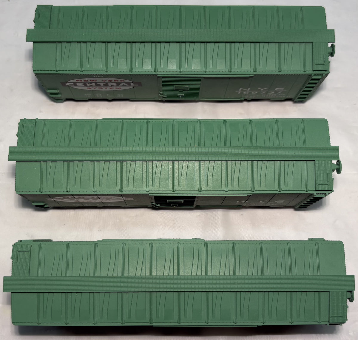 Accurail 3313 HO Scale New York Central 40’ Steel Boxcar 3-Car Set