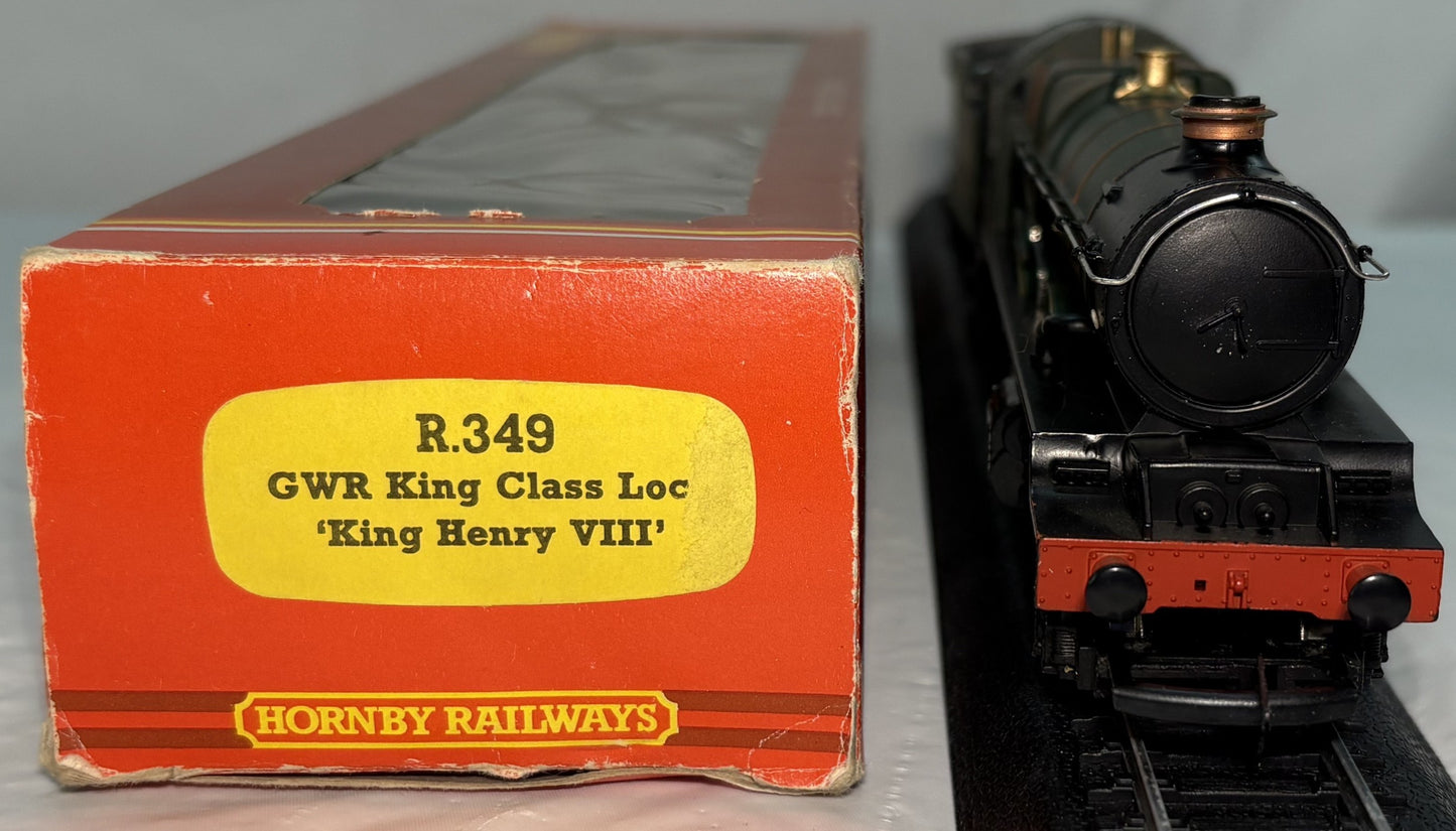 Hornby R349 King Class 60xx 4-6-0 'King Henry VIII' 6013 in GWR Green