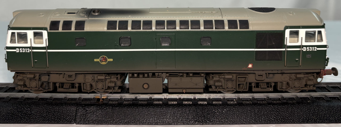 Heljan 26651 Class 26/0 D5312 in BR green - weathered
