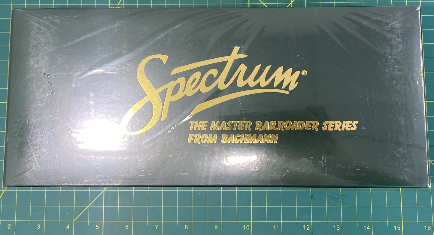 Bachmann Spectrum 27403 On30 Scale Pioneer Valley Ham & Bacon Wood Reefer