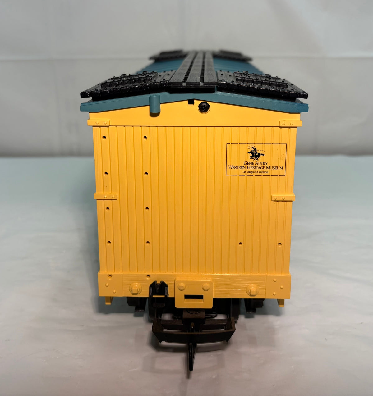 LGB 41720 G Scale Annie Oakley Refrigerator Car