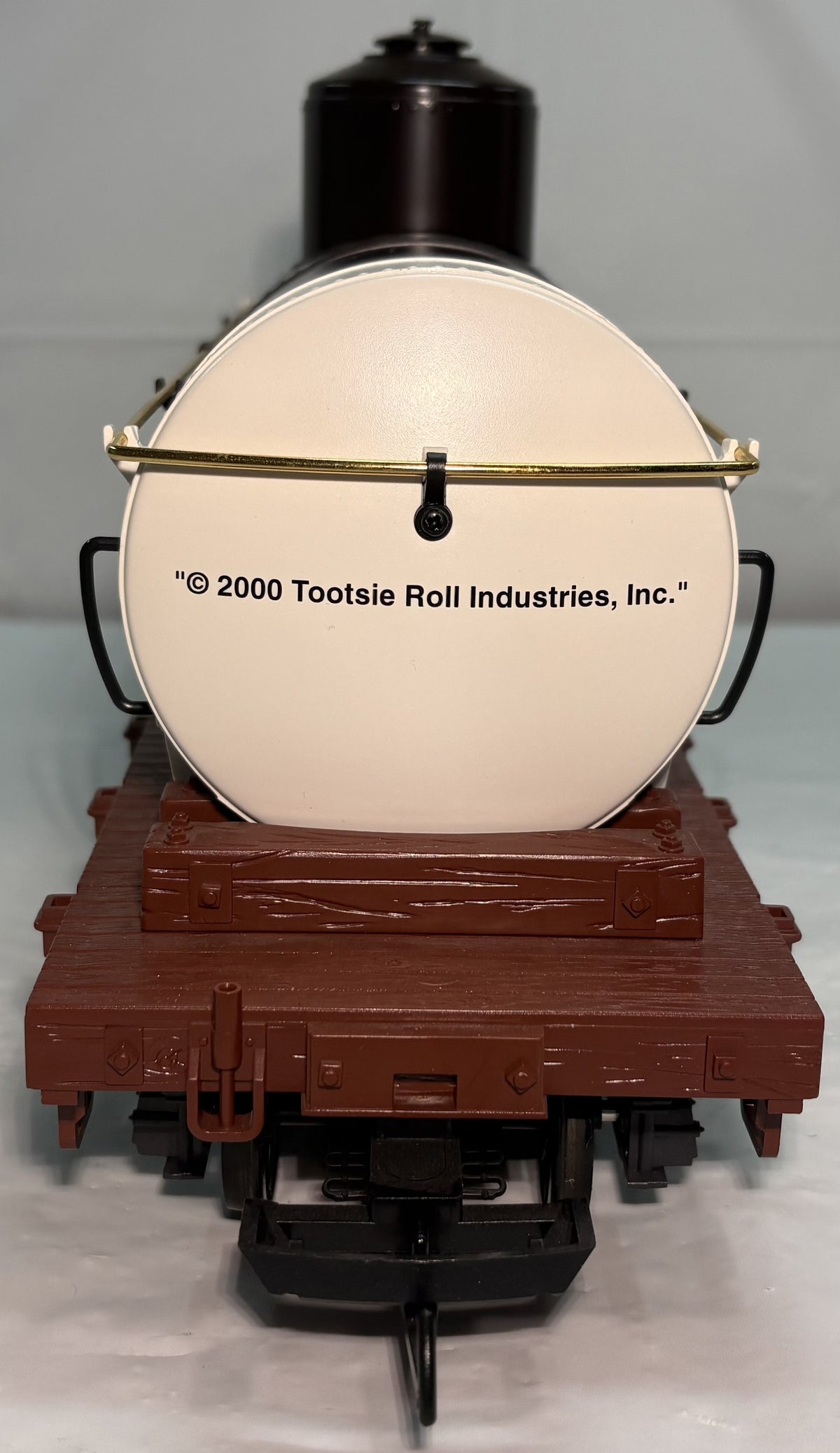 LGB 46800 G Scale Tootsie Roll Tank Car
