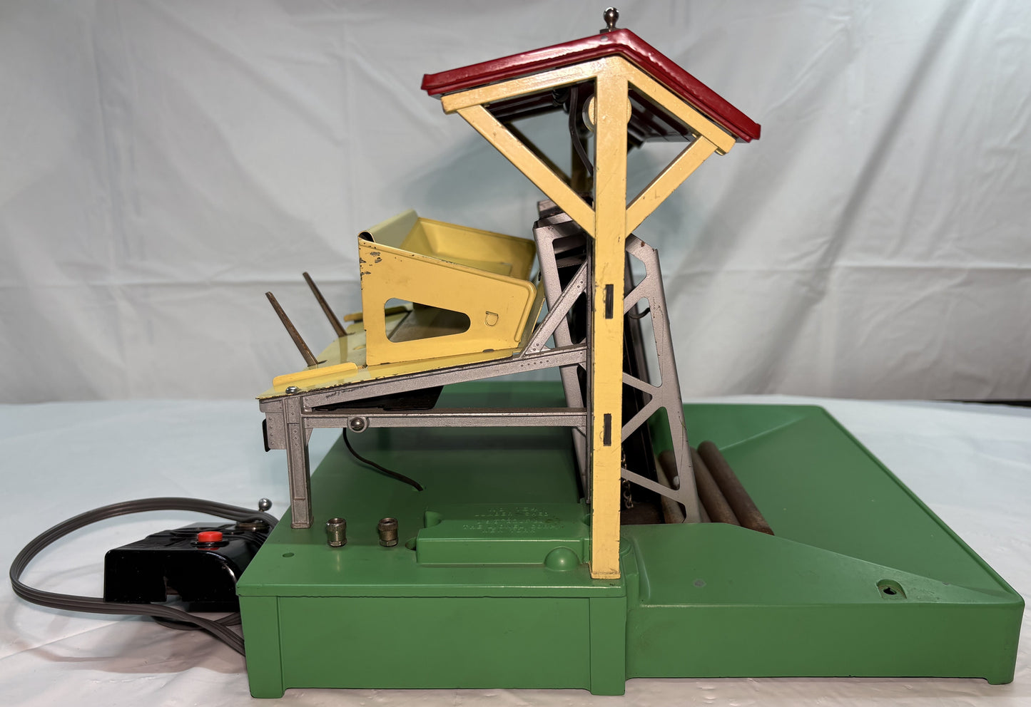 Lionel Post War Lionel 164 Log Loader