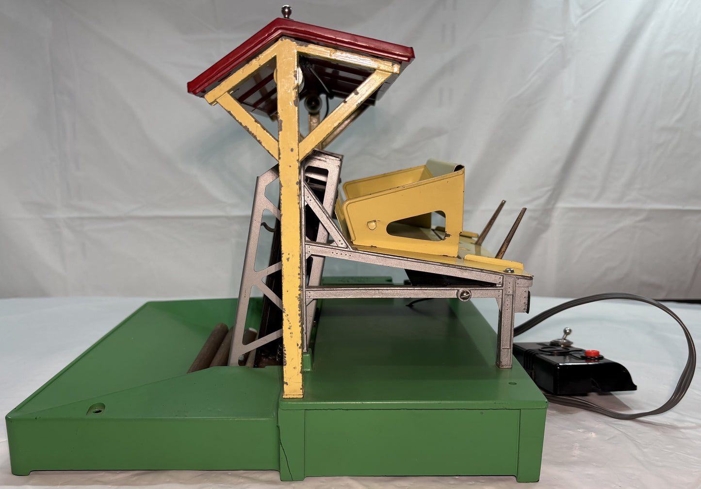 Lionel Post War Lionel 164 Log Loader
