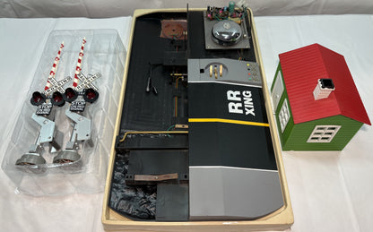 Life-Like 1964 G Scale Dual Operating Crossing Gate