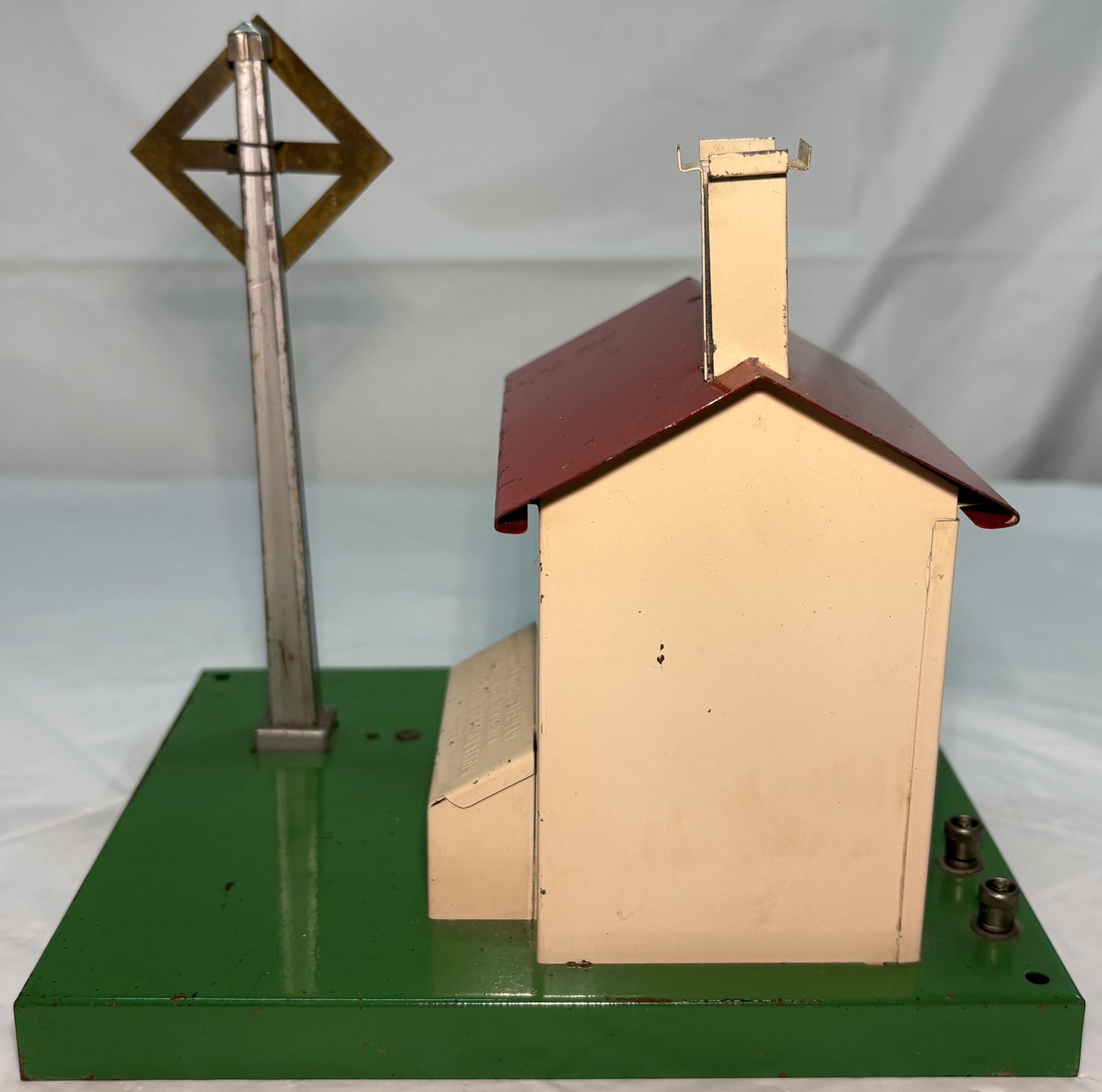 Lionel Post War 45N Automatic Gateman