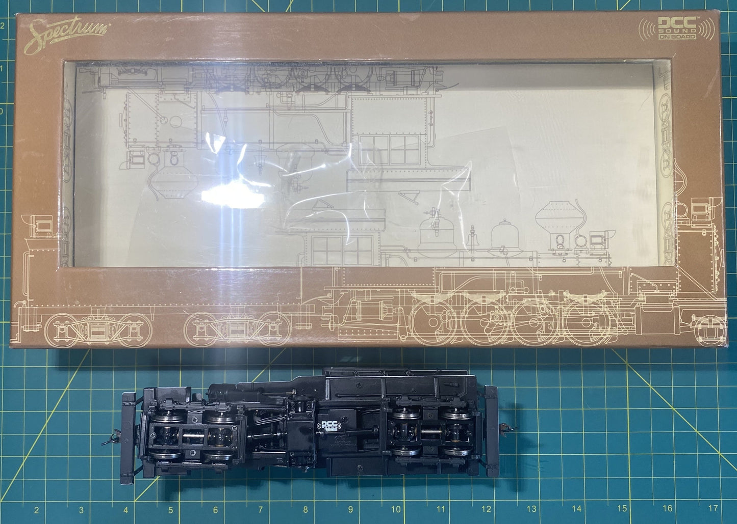 Bachmann 28603 On30 Painted & Unlettered 28-Ton Two-Truck Climax w/Sound & DCC
