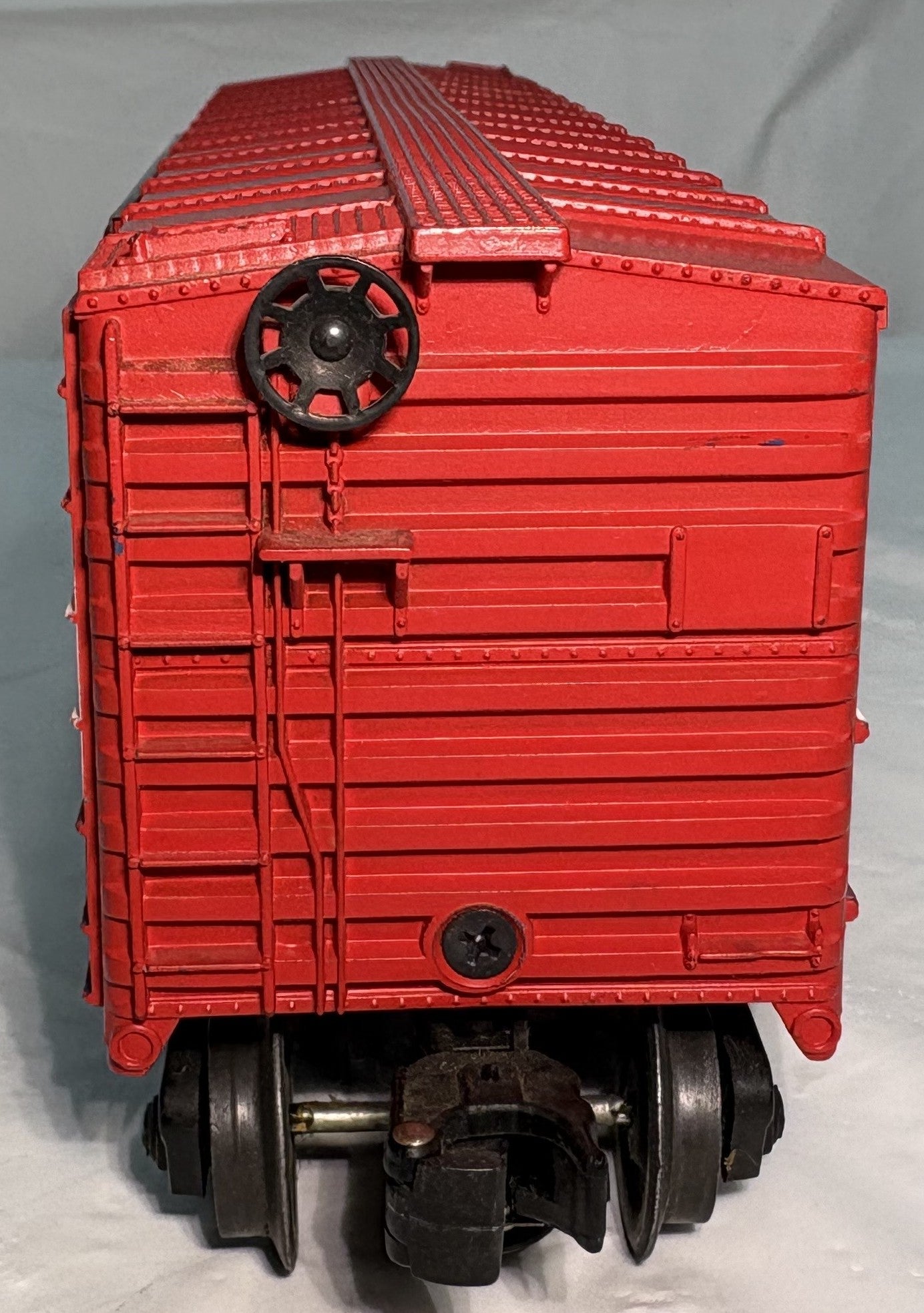 Lionel Post War 3428 US Mail Operating Box Car