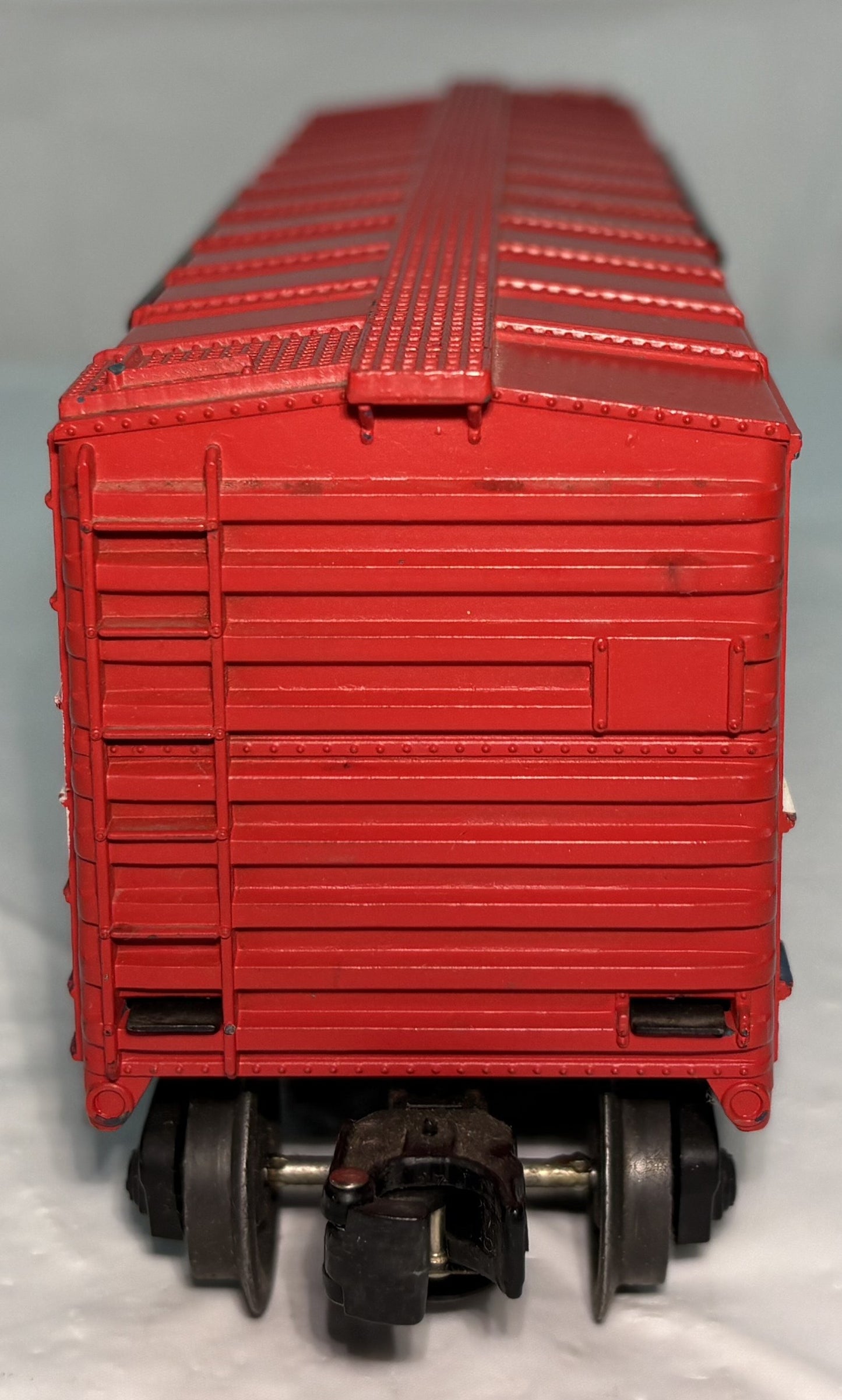 Lionel Post War 3428 US Mail Operating Box Car