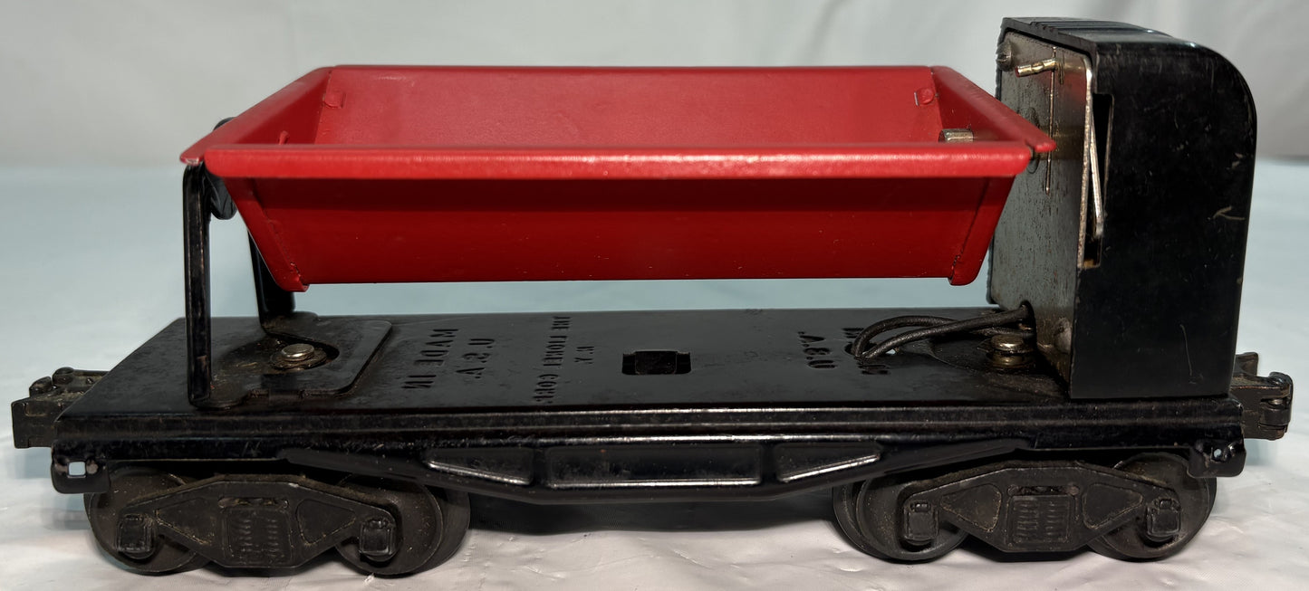 Lionel Post War 3559 Operating Coal Dump Car