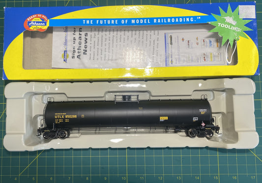 Athearn 96406 HO UTLX RTR 33,900 Gallon LPG Tank/Early #950286