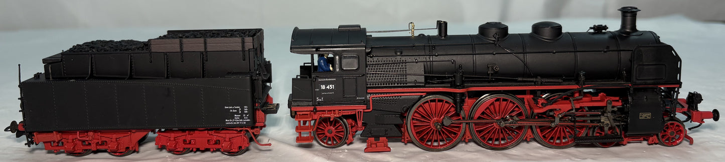 MTH 80-3217-1 Deutsche Bundesbahn Class 18.4 Steam Locomotive