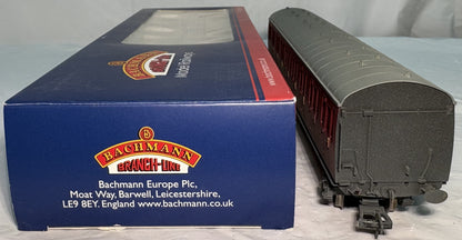 Bachmann Branchline 34-608 Mk1 Suburban 2nd open in BR crimson E48040 weathered