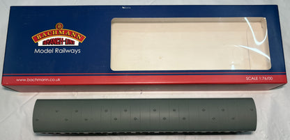 Bachmann Branchline 34-608 Mk1 Suburban 2nd open in BR crimson E48040 weathered