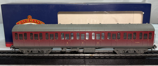 Bachmann Branch Line 34-703 Mk1 Suburban composite in BR crimson - E41010 weathered