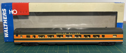 Walthers #932-9045 GN Empire Scheme-Partial Lettered