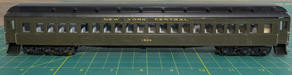 Lima #1824 HO Scale New York Central Passenger Car