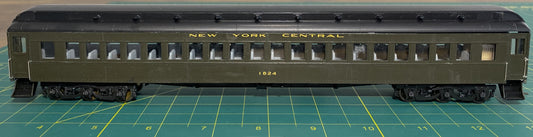 Lima #1824 HO Scale New York Central Passenger Car