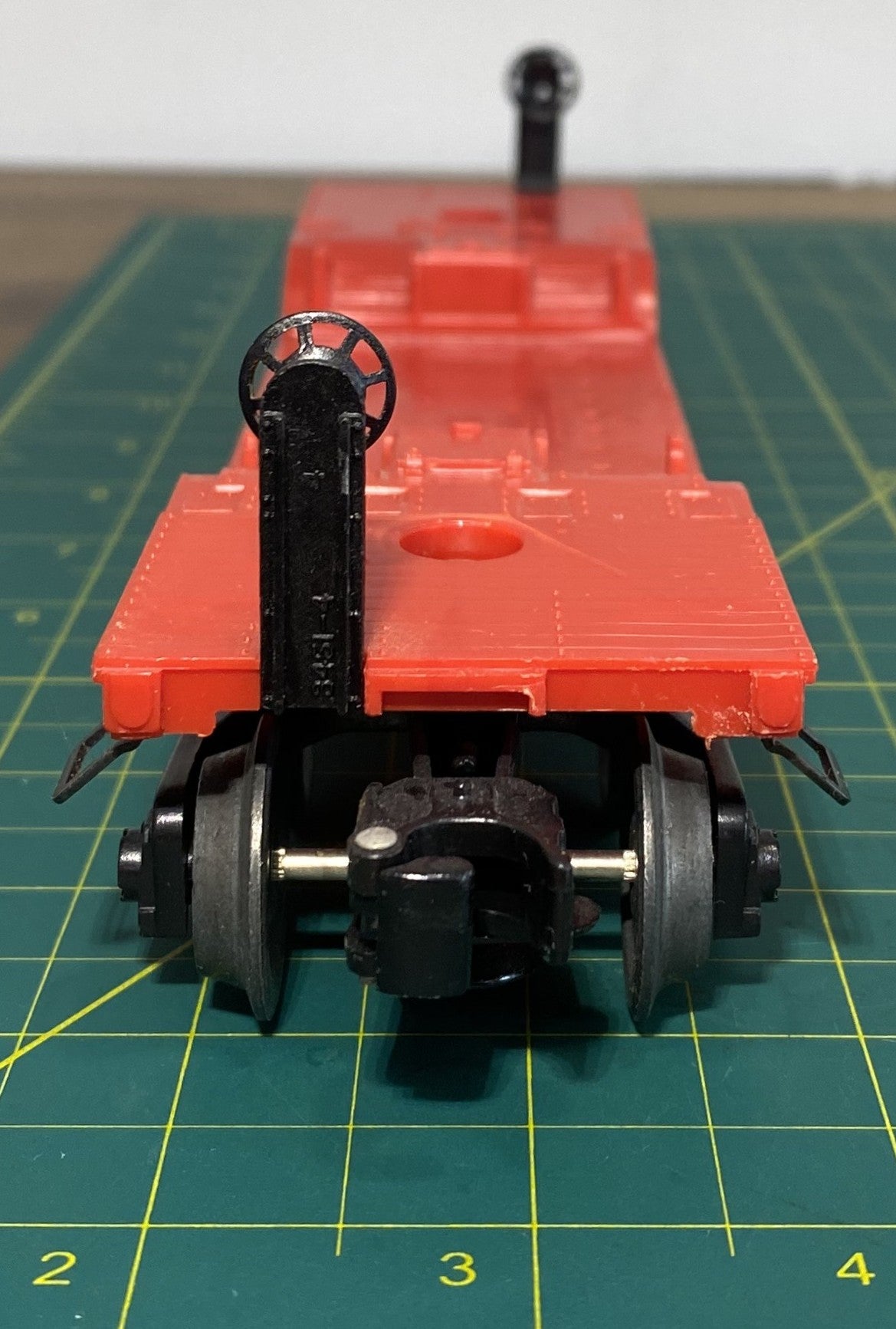 Lionel 6-16955 O Gauge Santa Fe Flatcar w/out Ertl Challenger