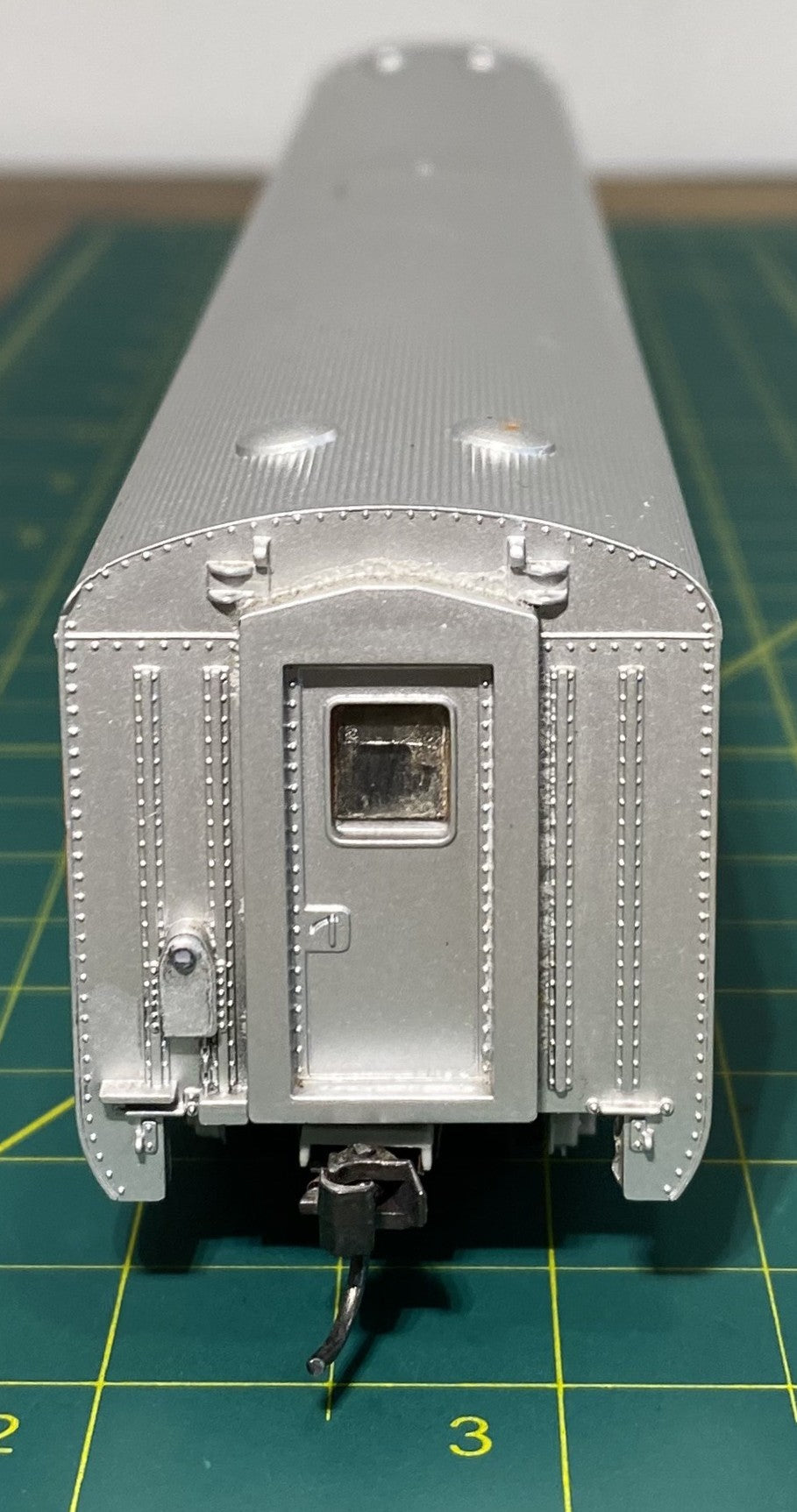 Athearn 3150 HO Scale New Haven Coach #3150
