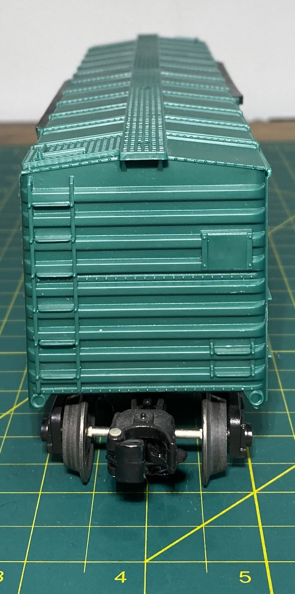 Lionel #6-16238 New York, New Haven, & Hartford Boxcar