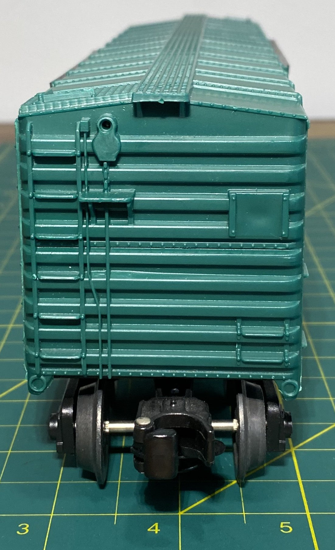 Lionel #6-16238 New York, New Haven, & Hartford Boxcar