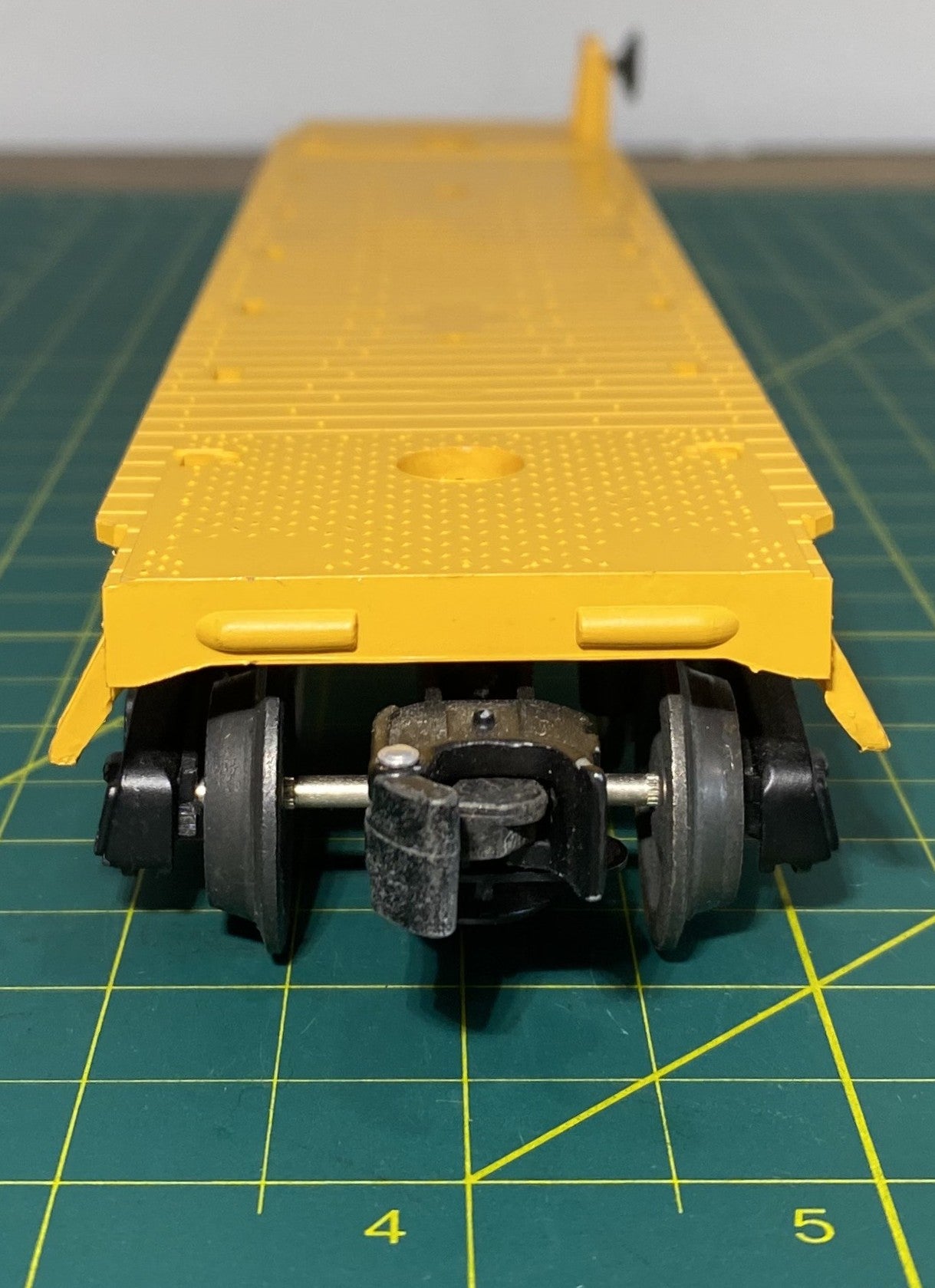 Lionel #6-16978 Milwaukee Road Flat Car w/out P&H Power Shovel