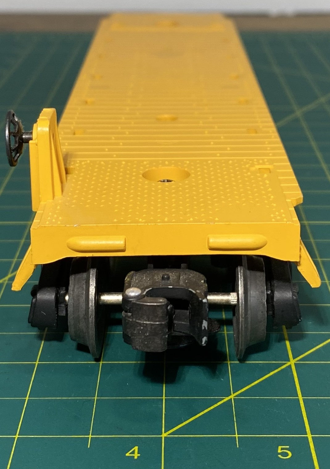 Lionel #6-16978 Milwaukee Road Flat Car w/out P&H Power Shovel