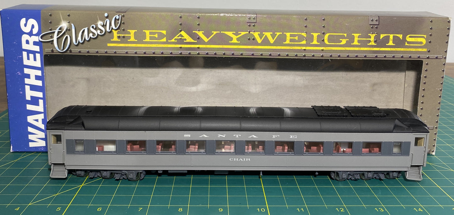 Walthers Santa Fe-Style Heavyweight 70' Coach Pullman Green w/black Roof