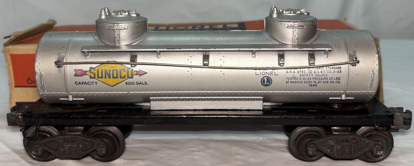 Lionel Post War 6465 Sunoco 2 Dome Tank Car