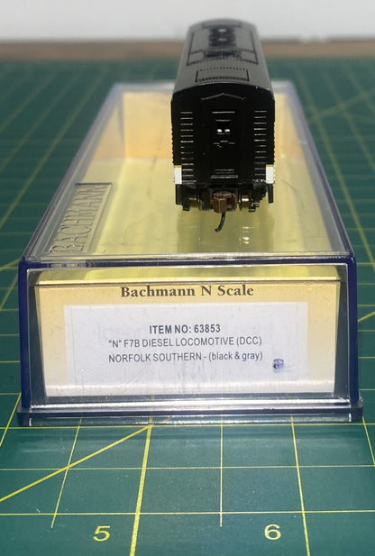 Bachmann 63853 N Norfolk Southern EMD F7B Diesel Locomotive #4276 w/DCC
