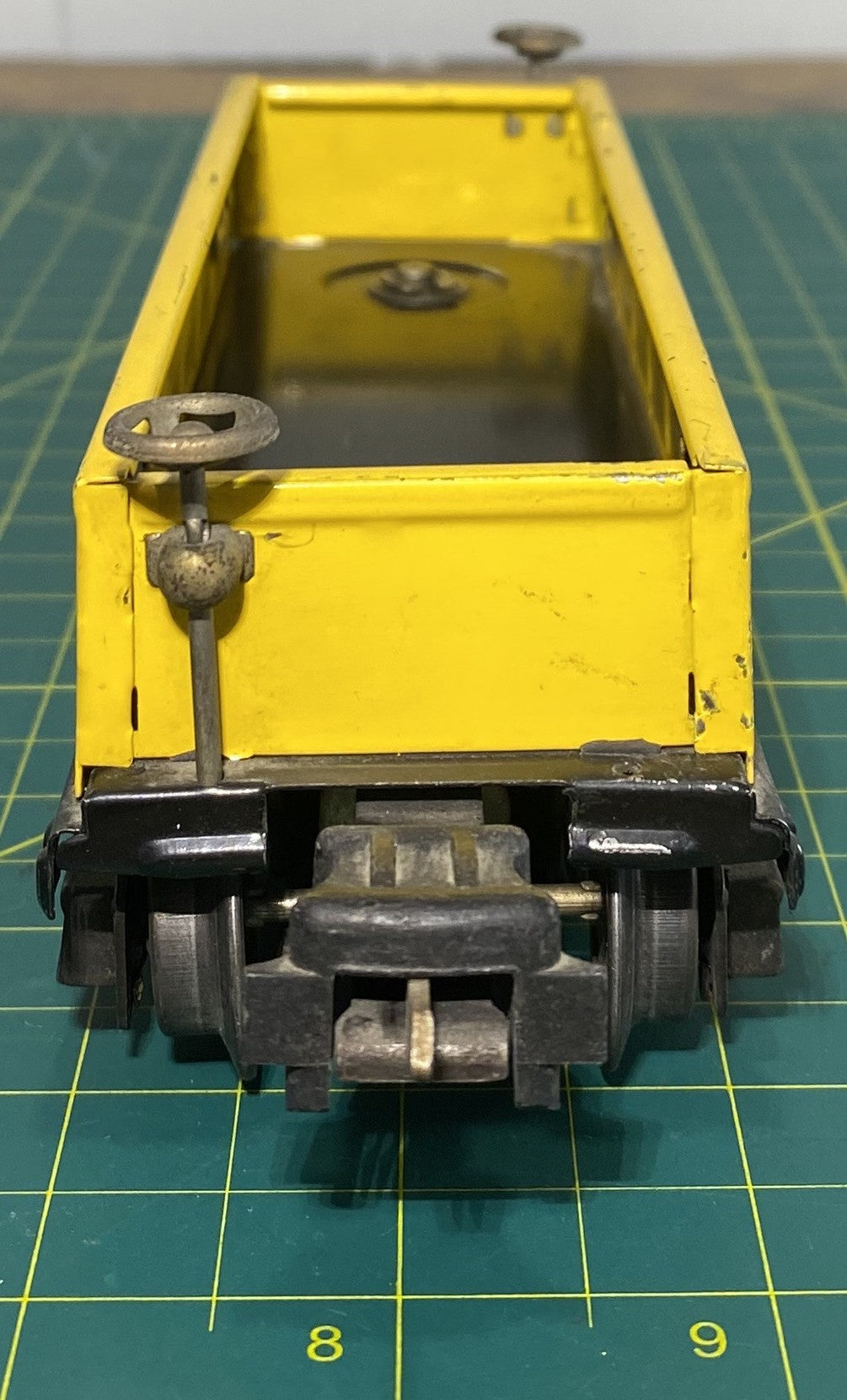 Lionel Pre War Yellow Gonola #2652