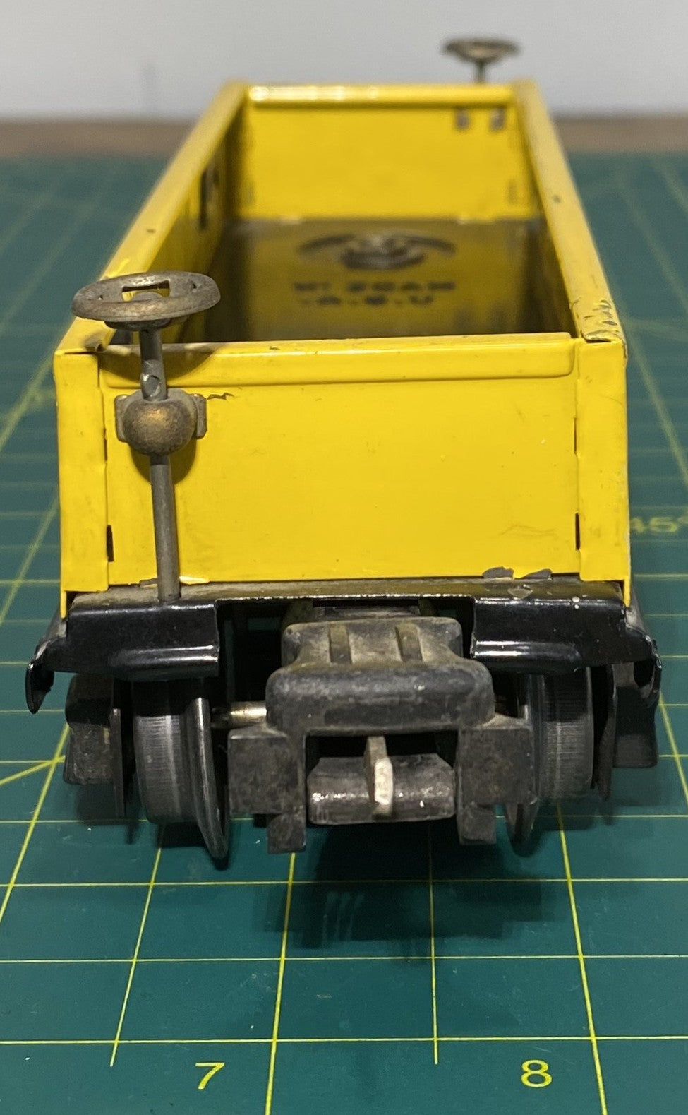 Lionel Pre War Yellow Gonola #2652