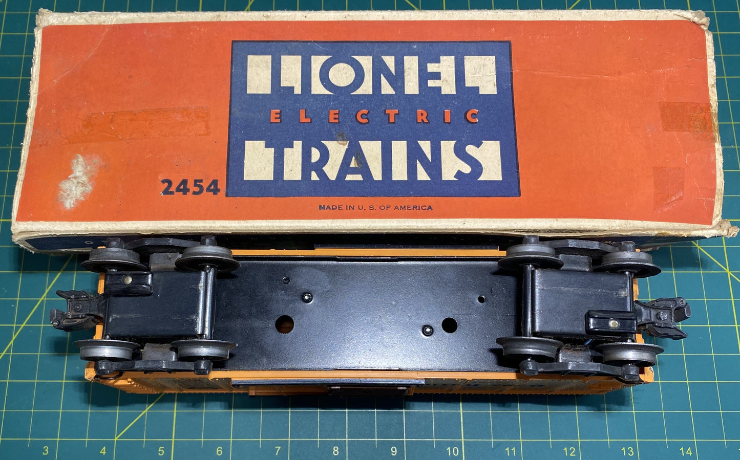Lionel Post War Baby Ruth Box Car #2454