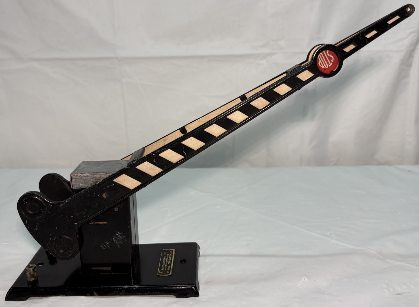 Lionel Pre War 77 Crossing Gate