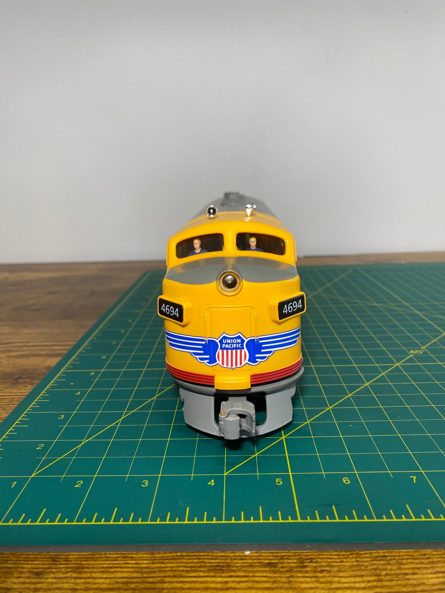 Menards Union Pacific F-7 O scale #4694
