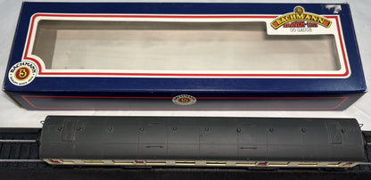 Bachmann Branchline 34-050 GWR 60ft Collett 3rd Class in Chocolate Cream