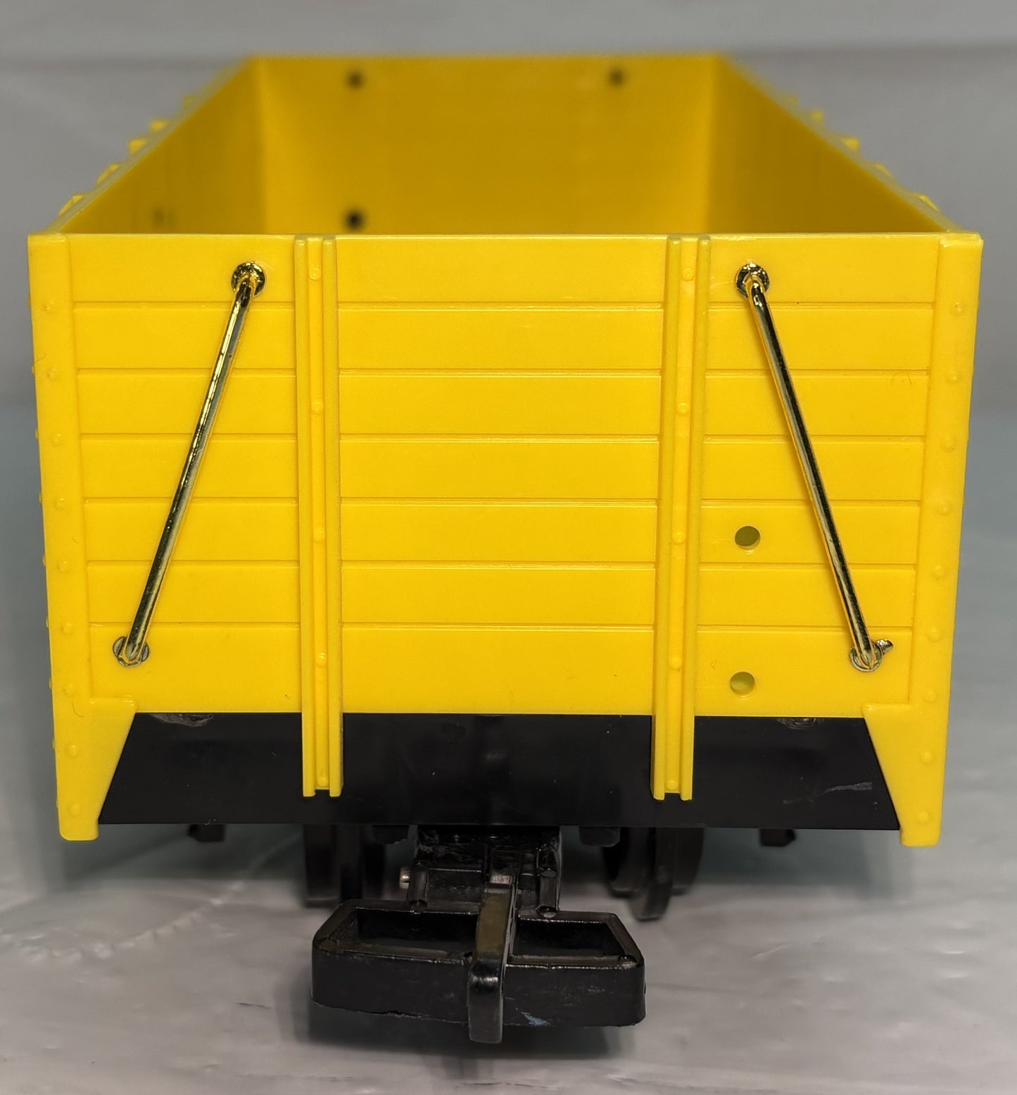 Echo Toys Gondola Southern Pacific Yellow