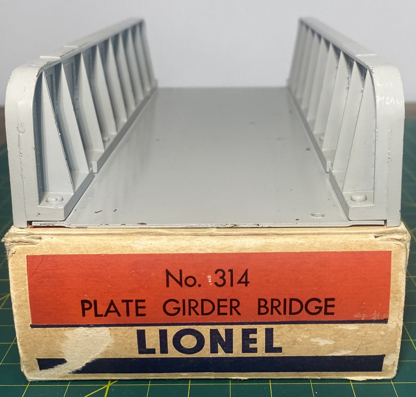 Lionel Post War #314 Girder Bridge