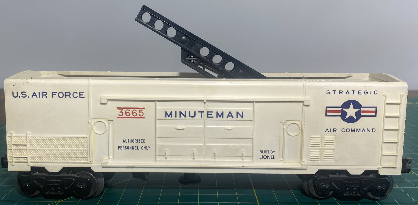 Lionel Post War #3665 Minuteman Box Car