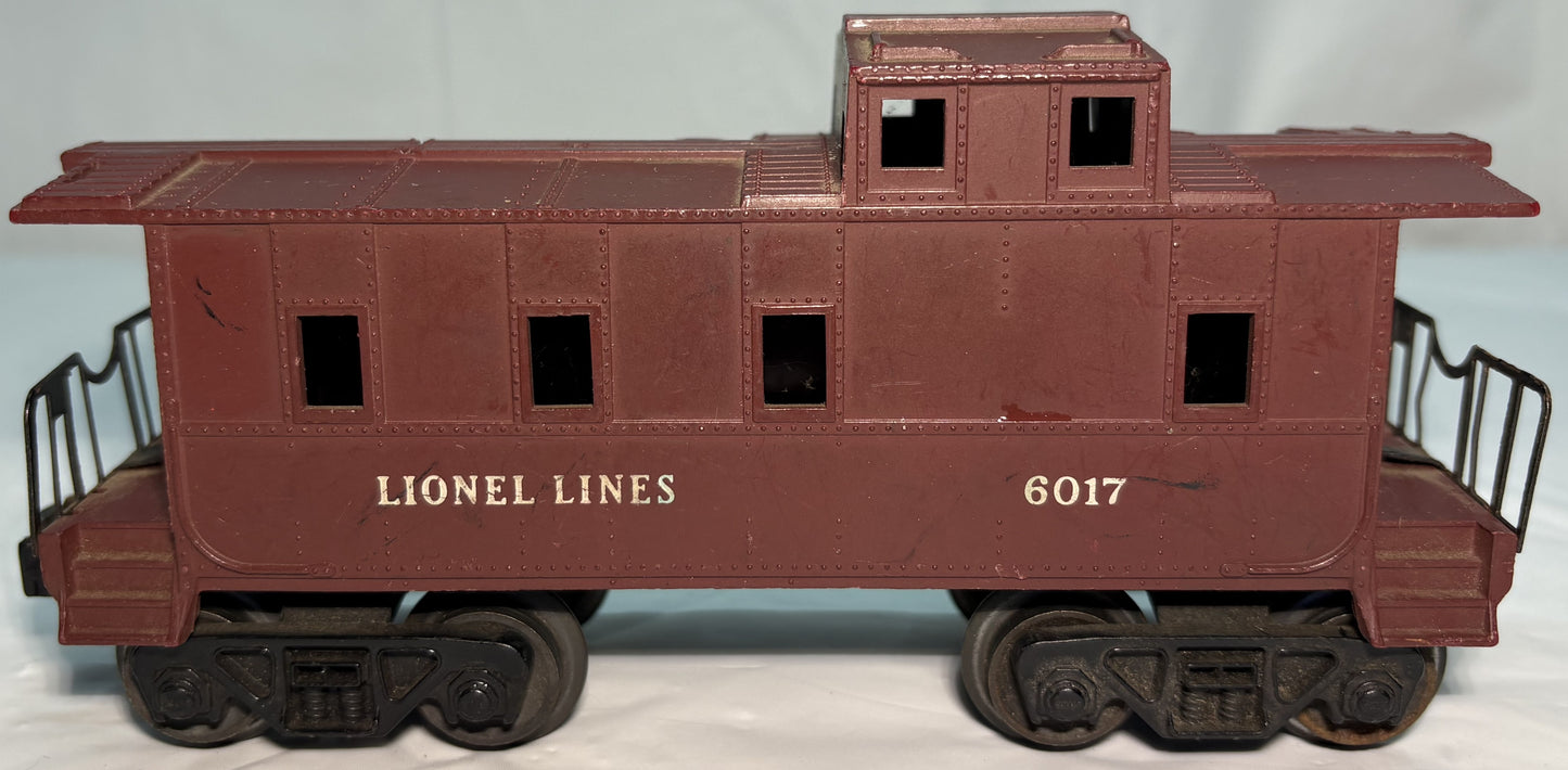 Lionel Post War 6017 Lionel Lines Caboose