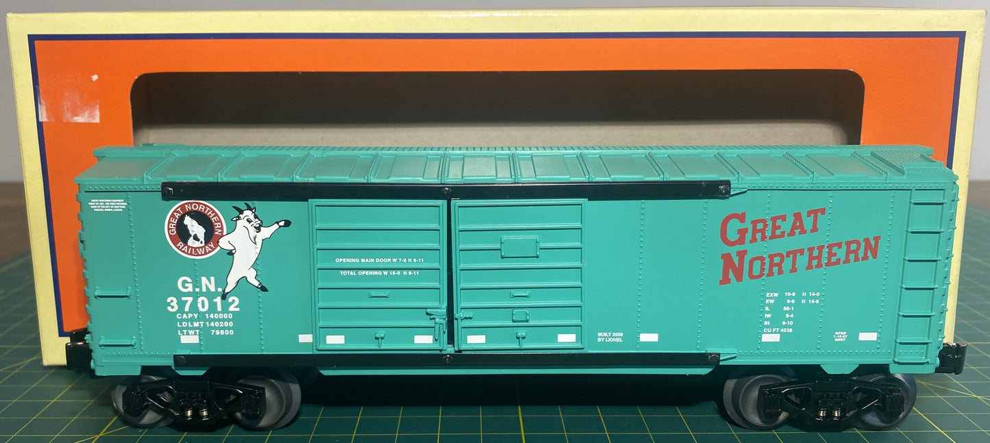 Lionel 6-37012 O Gauge Great Northern Jumping Hobo Boxcar