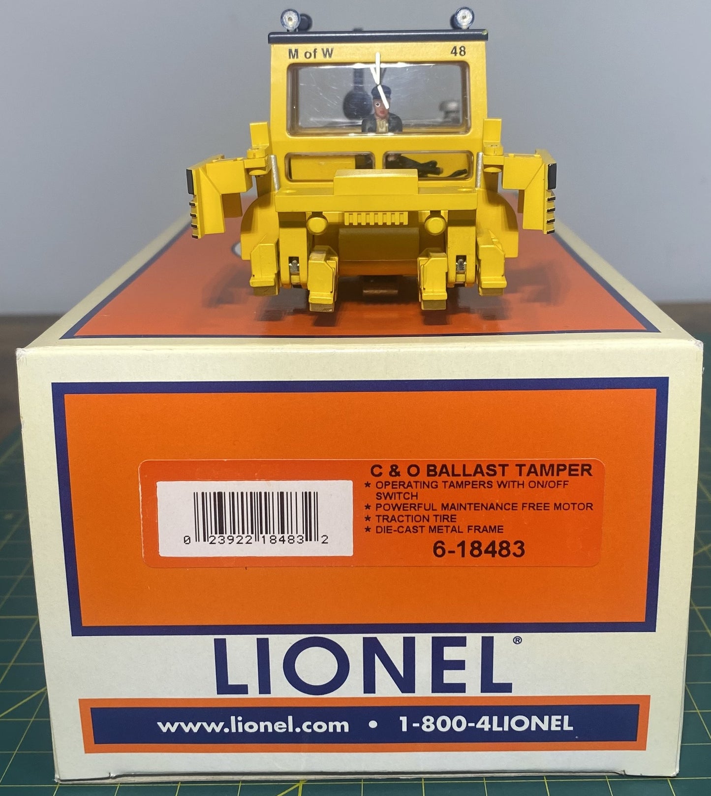 Lionel 18483 Chesapeake and Ohio Ballast Tamper #48