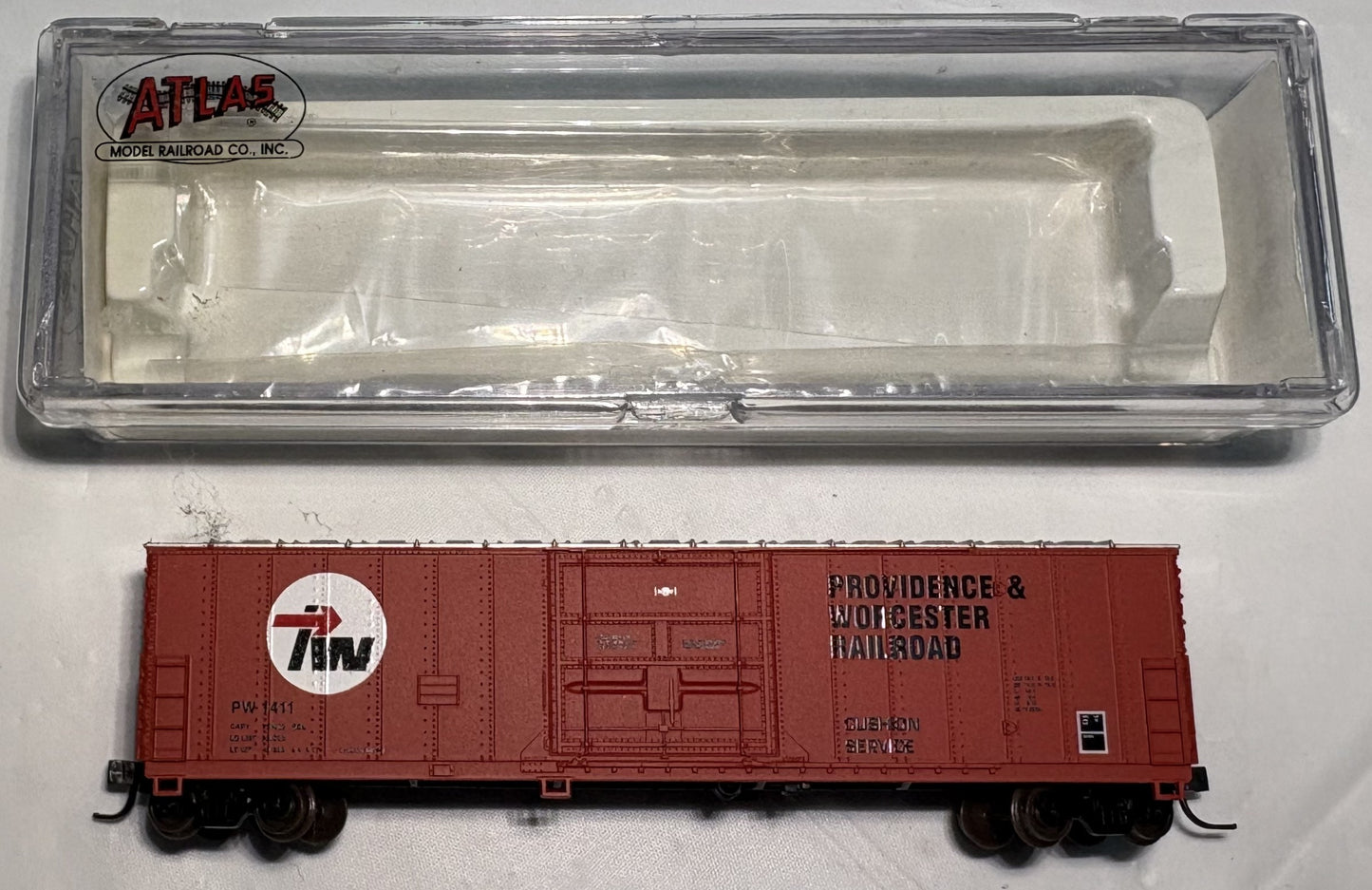 Atlas 33732 FGE Box PW c 50 ' FGE Box Car 1411 Weathered