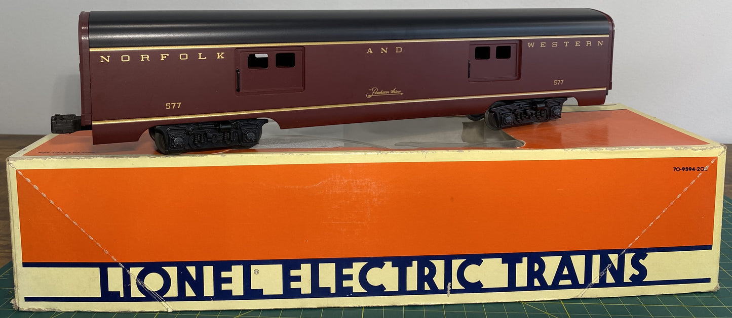 Lionel 6-19139 Norfolk & Western Smooth Side Aluminum Baggage Car #577 Powhatan Arrow