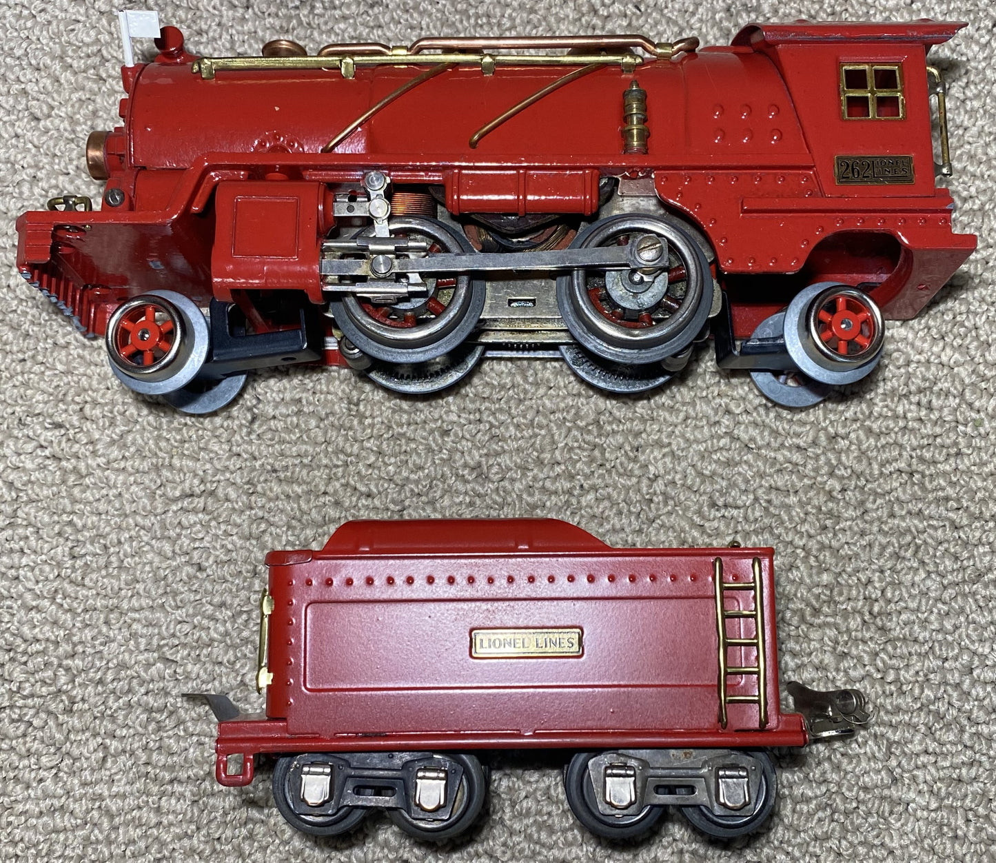 Lionel Pre War #262 Steam Locomotive and Tender - Refurbished