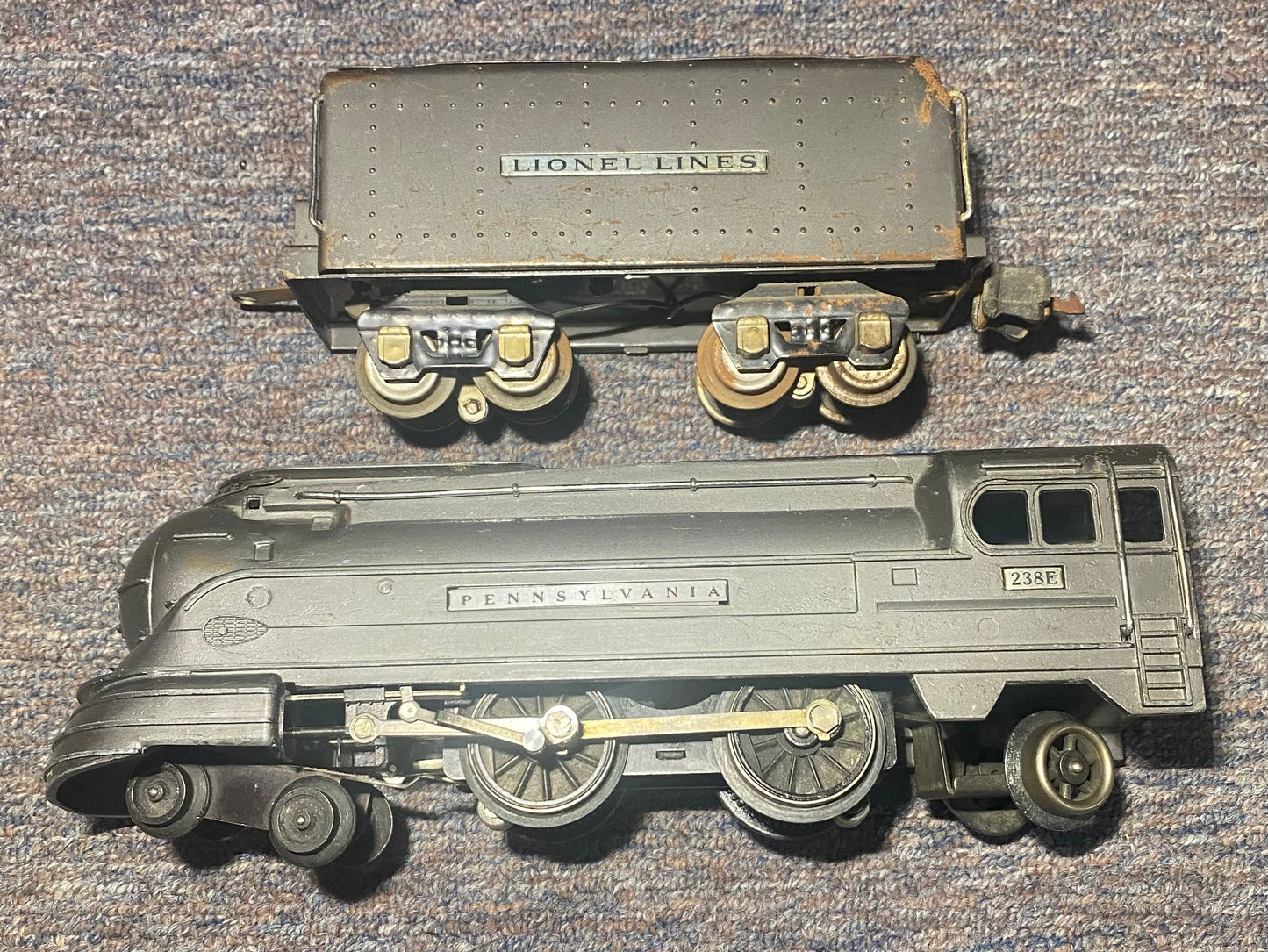 Lionel Pre War #238E Steam Locomotive and Tender #265W