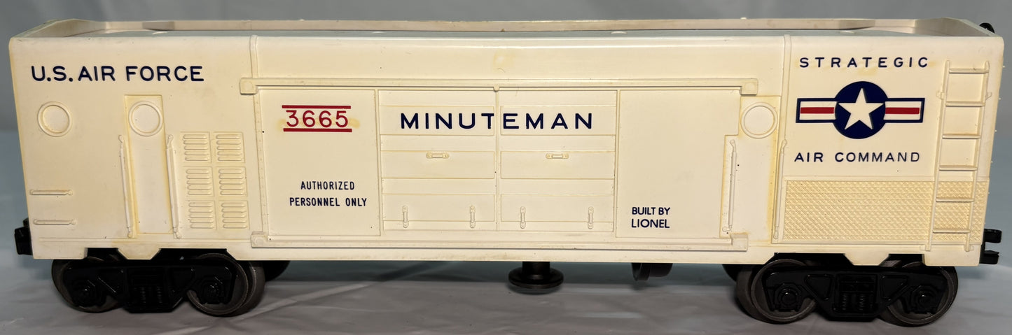 Lionel Post War 3665 Minuteman Box Car