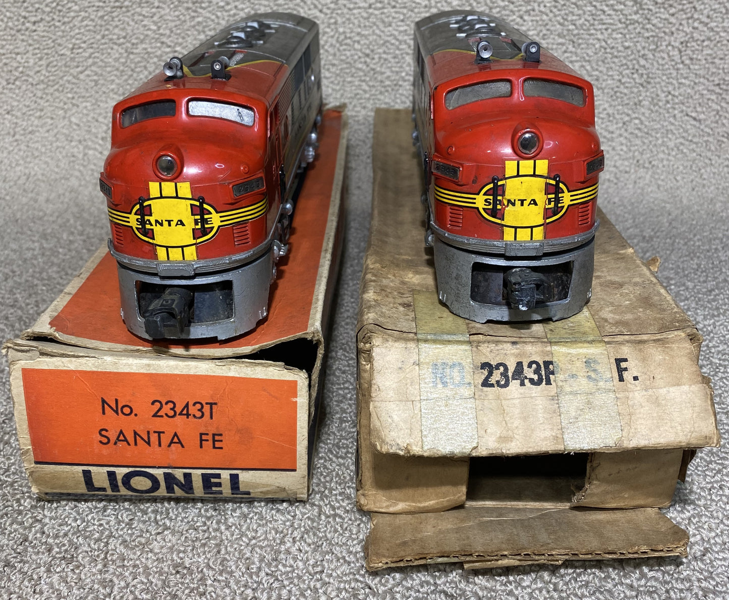 Lionel Post War #2343 Diesel Locomotive AA F3 Diesel Locomotive